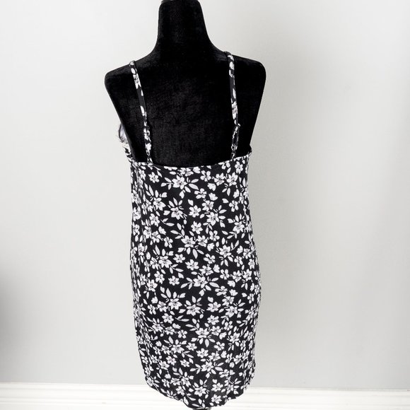 NWT Floral Chemise & Robe 2 piece set - S - Picture 5 of 7